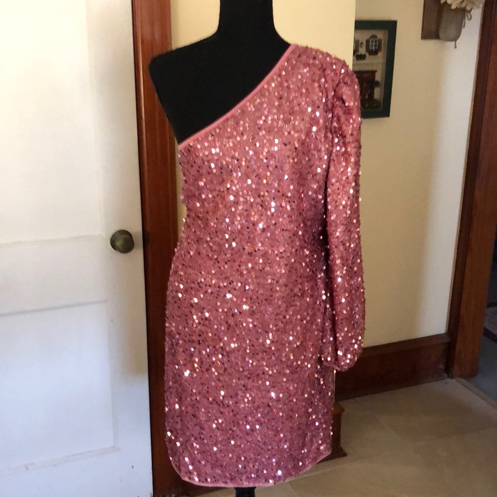 Shein sequined evening dress size 2x Ptp 22” length 36” - Picture 1 of 6